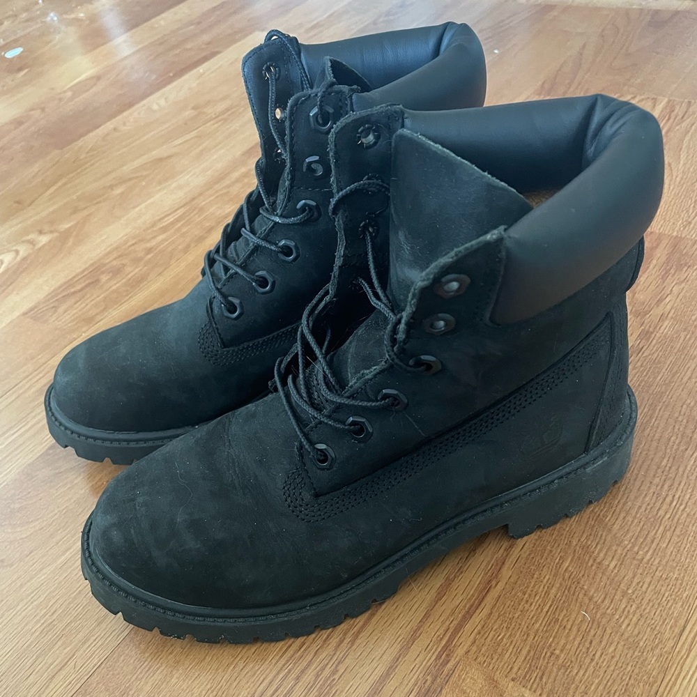 Timberland Classic Boots Black Nubuck Size 7 Youth 5